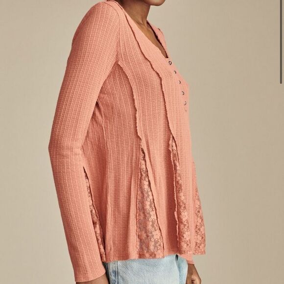 LUCKY BRAND - Lace Godet Swing Henley - Picture 2 of 9